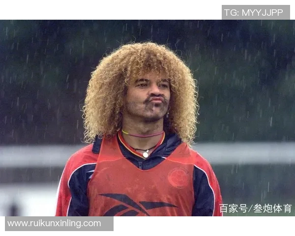 足球球星壁纸奇葩大揭秘 从奇异造型到搞笑瞬间背后的故事与创意解析